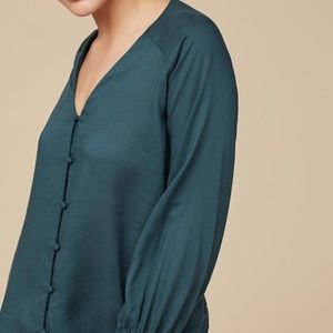Amour Vert Briar Textured Tencel Blouse